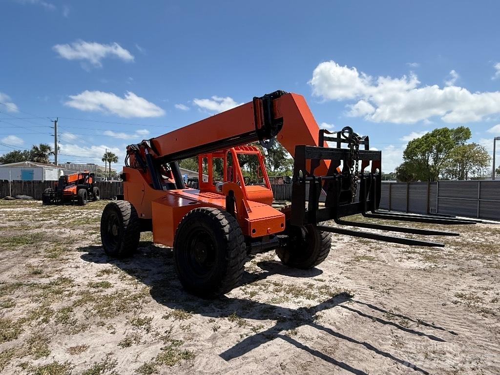 SkyTrak 8042 Ładowarki teleskopowe