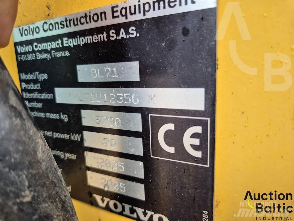 Volvo BL 71 Koparko-ładowarki