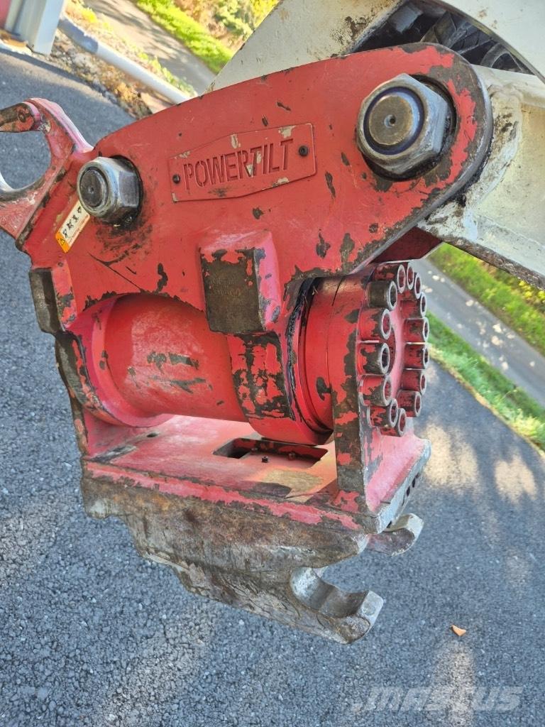 Takeuchi TB 295 W Koparki kołowe