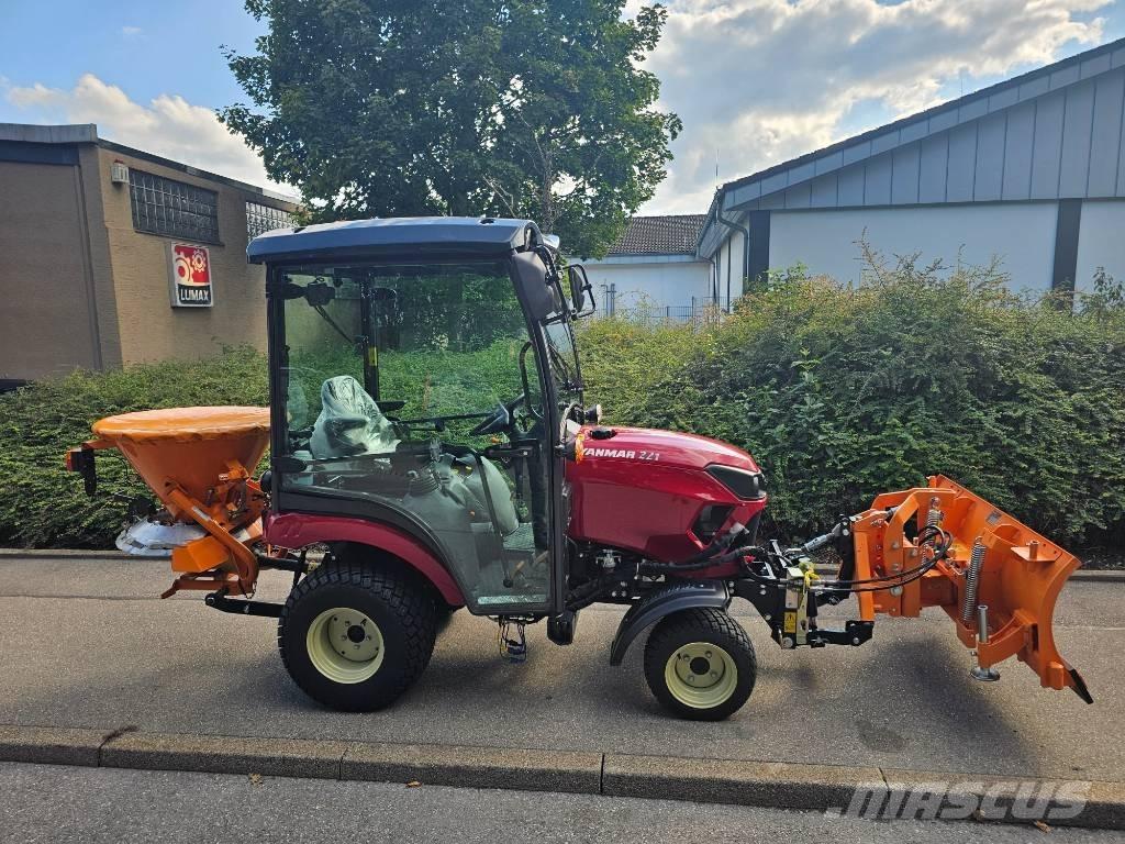 Yanmar SA 221 Mikrociągniki