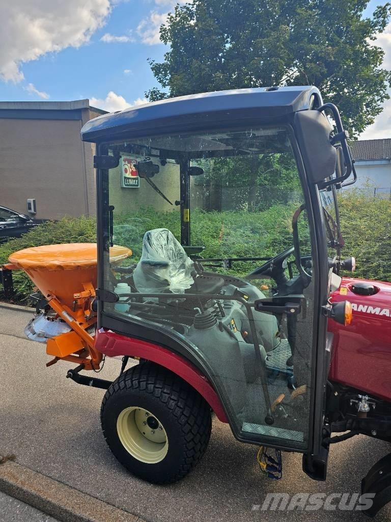 Yanmar SA 221 Mikrociągniki