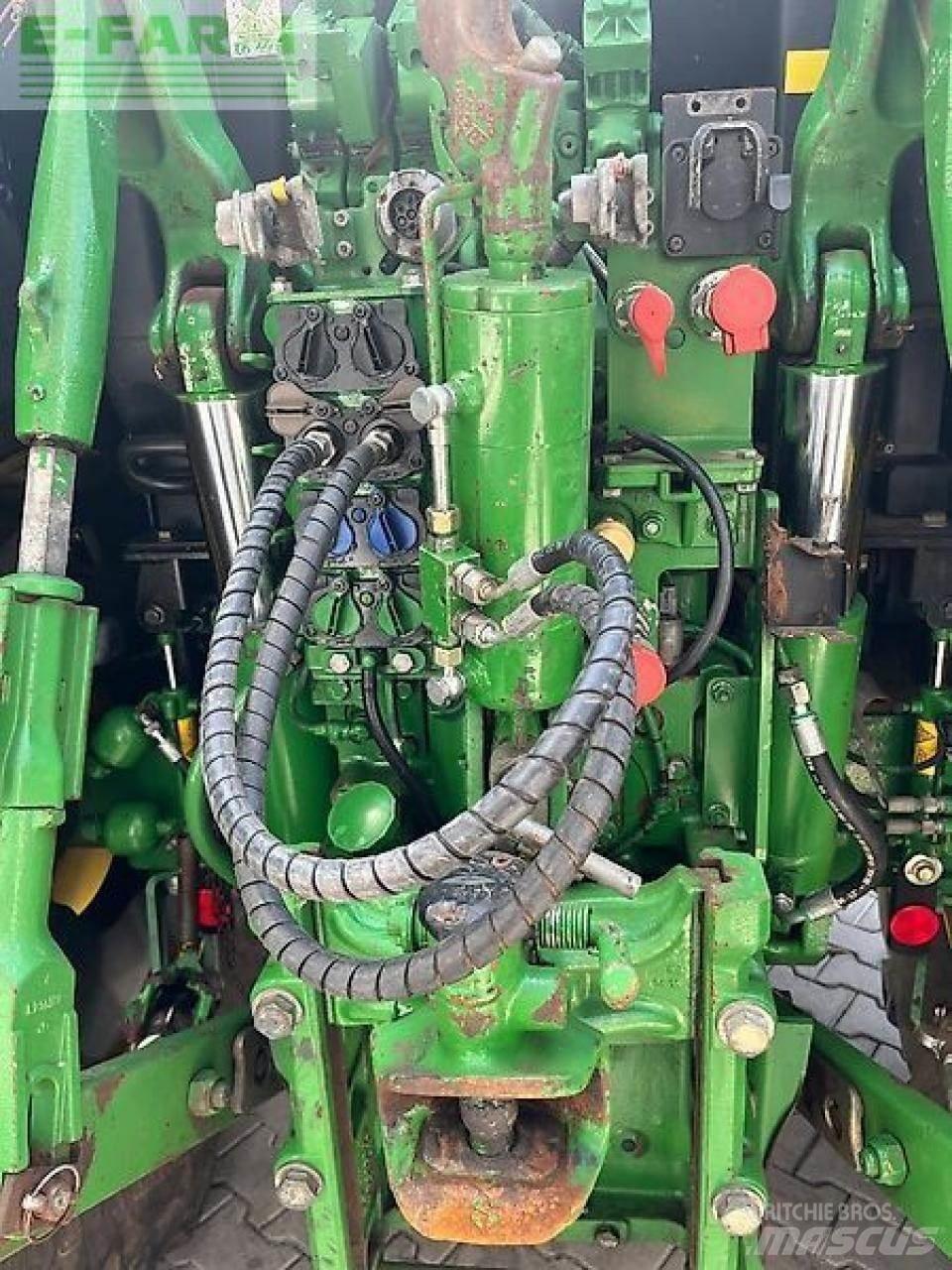 John Deere 6155 r Ciągniki rolnicze