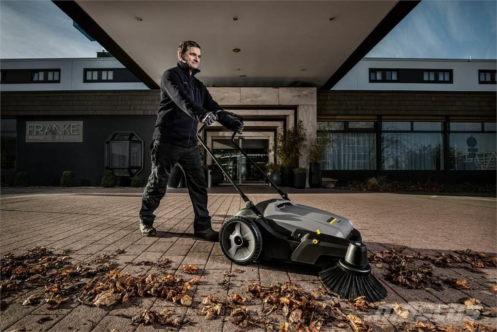 Kärcher KM 70/15 C Zamiatarki - Zgarniarki - Odśnieżarki