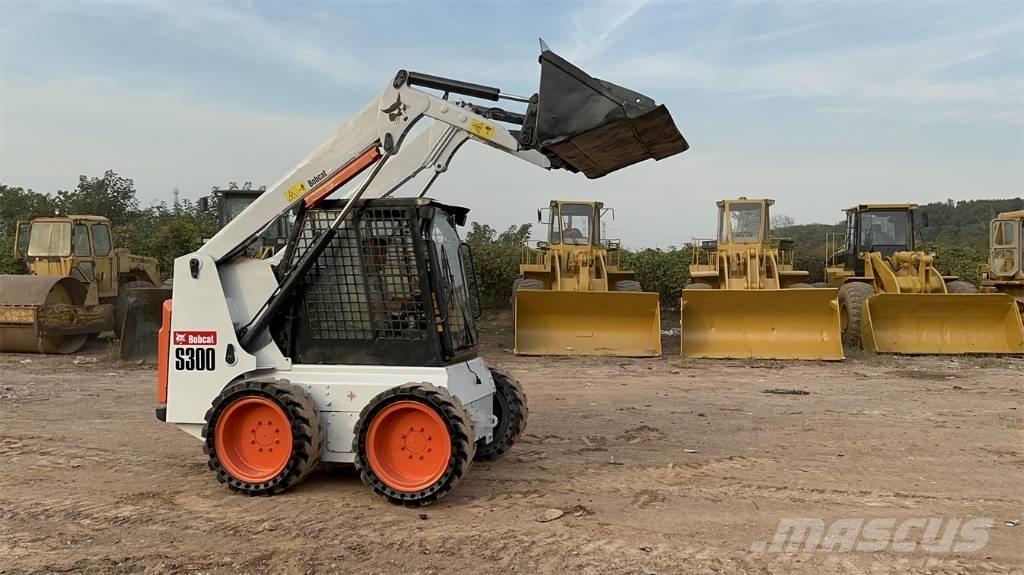 Bobcat S 300 Ładowarki burtowe
