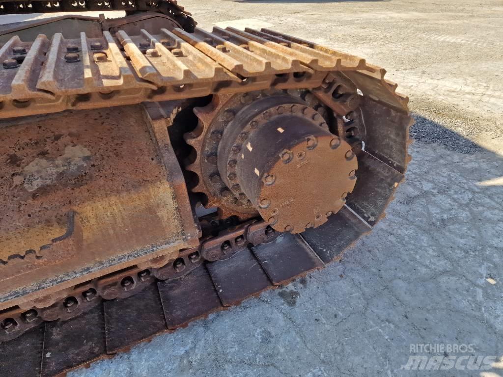 Hitachi ZX 210 LC-6 Koparki gąsienicowe