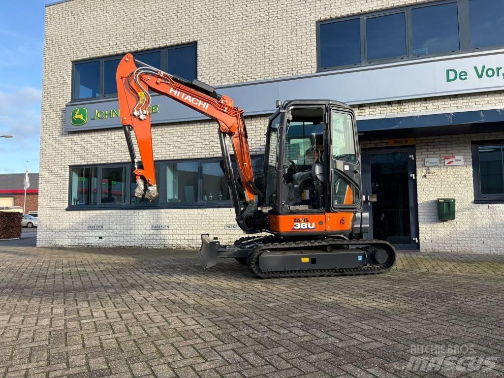 Hitachi ZX38U-6 Minikoparki