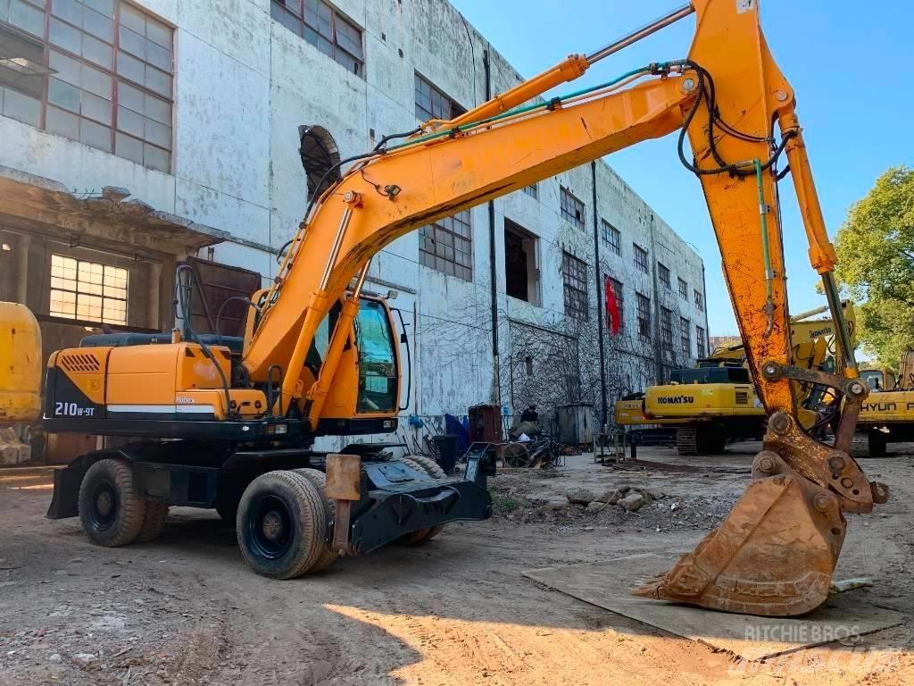Hyundai R210W-9 Koparki gąsienicowe
