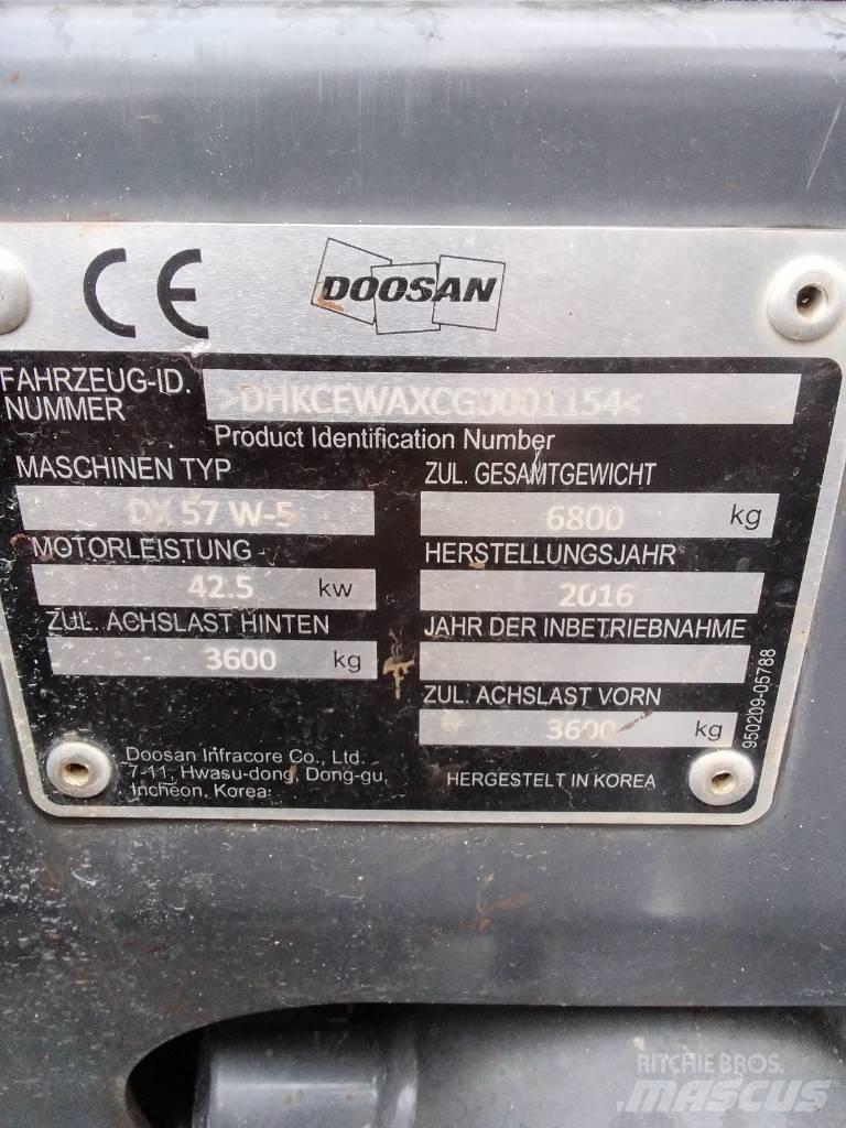 Doosan DX 57 W-5 Koparki kołowe