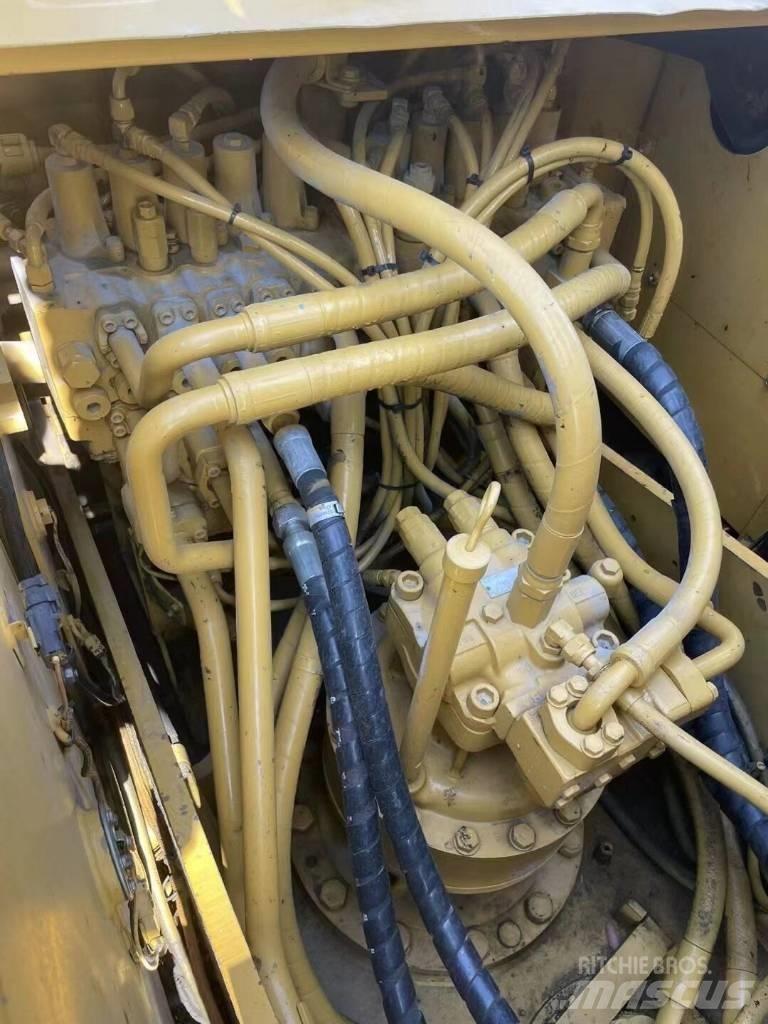 CAT 325 C Koparki gąsienicowe