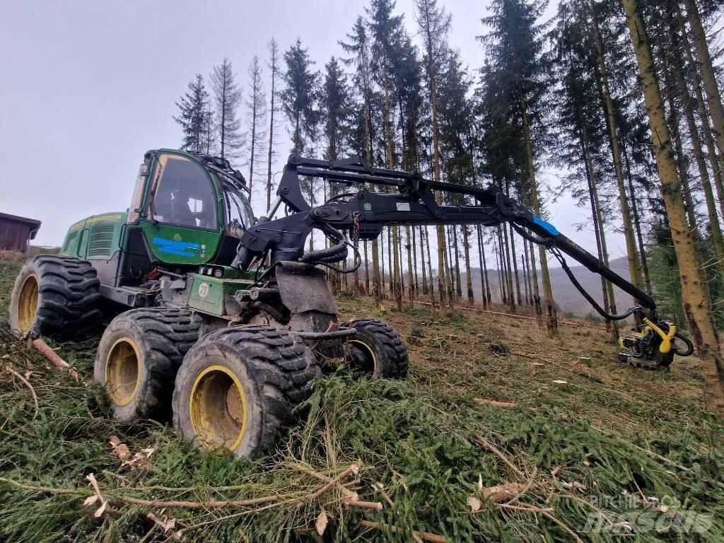 John Deere 1270 E Harwestery