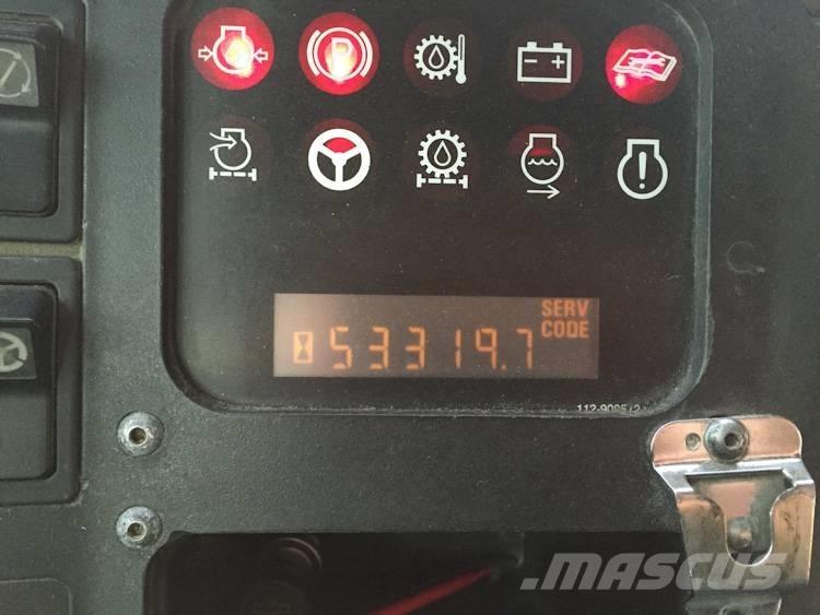  CATPILLAR 775D Wozidła sztywnoramowe