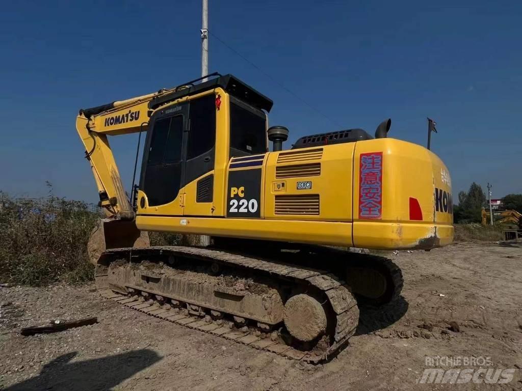 Komatsu PC 220-8 Koparki gąsienicowe