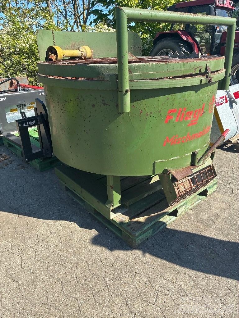 Fliegl Mischmeister Betoniarnie i węzły betoniarskie