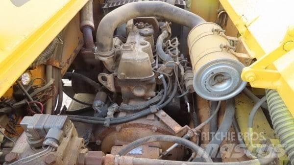 Sakai TS 160 Walce ogumione