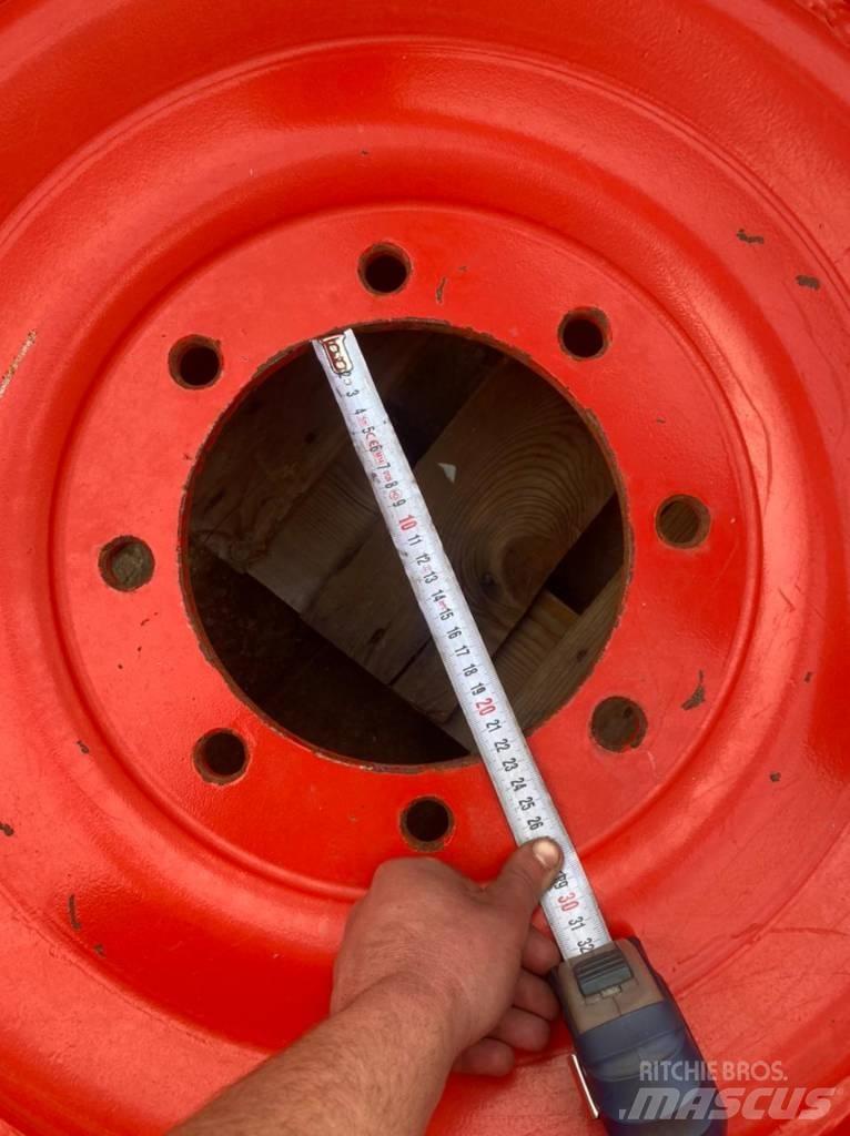 Fendt RIMS 20X28 Opony, koła i felgi