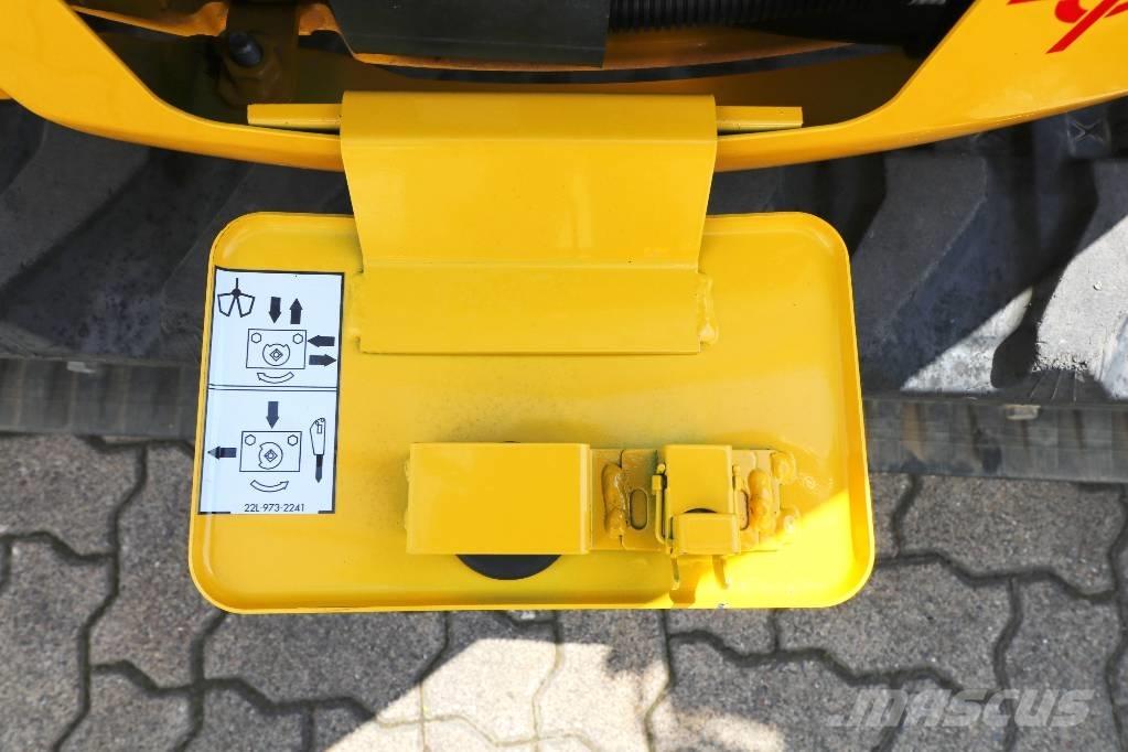 Komatsu PC 25 MR5 Minikoparki