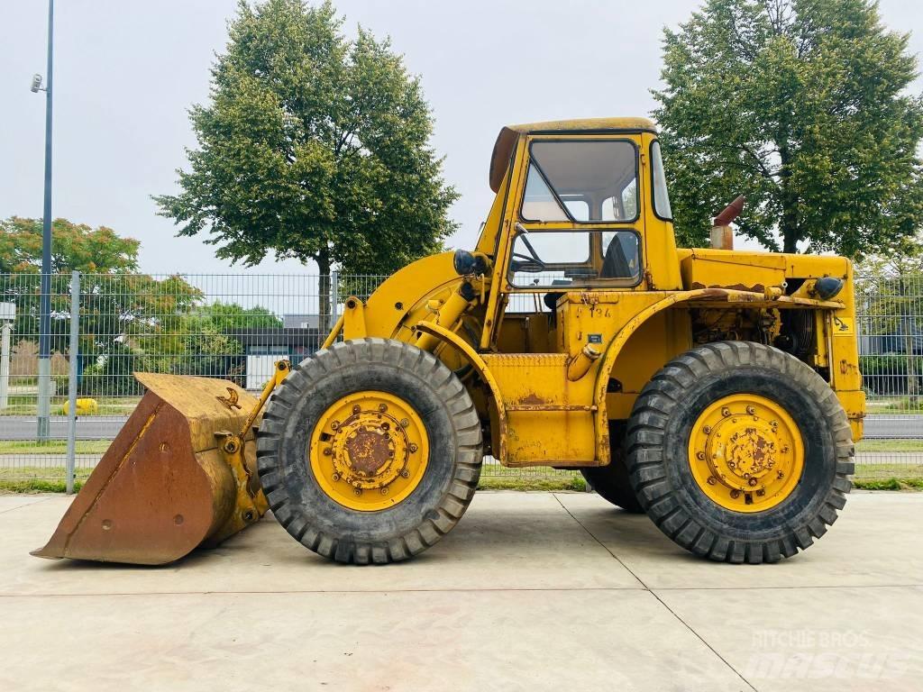 CAT 922 B Ładowarki kołowe