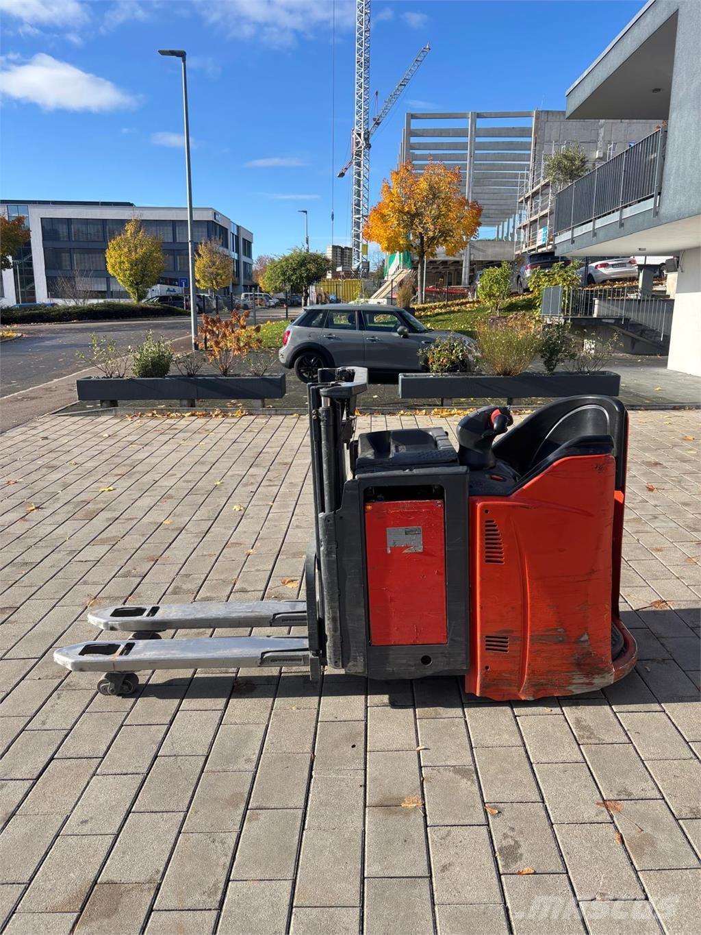 Linde L12 LHP SP Samojezdne maszyny do załadunku