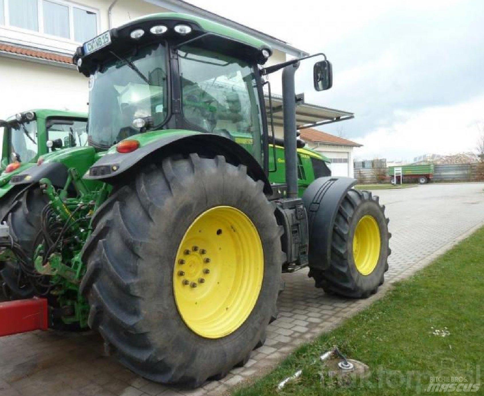 John Deere 7230R Ciągniki rolnicze