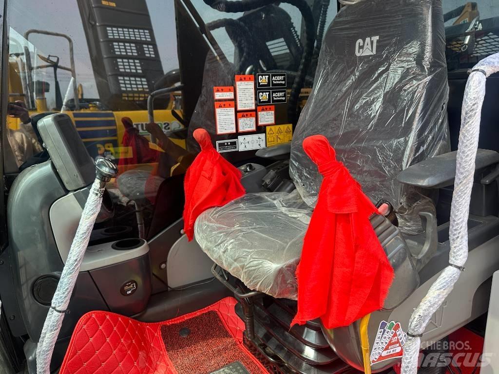 CAT CAT320D2 Koparki gąsienicowe