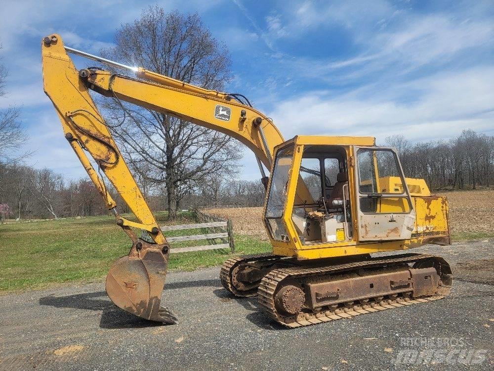 John Deere 490 Koparki gąsienicowe
