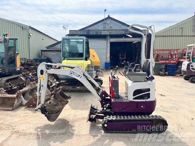 Takeuchi TB 210 Minikoparki