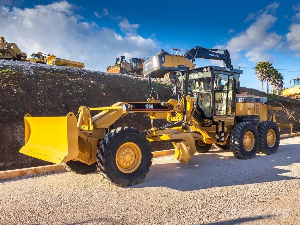 CAT 120 H VHP Równiarki