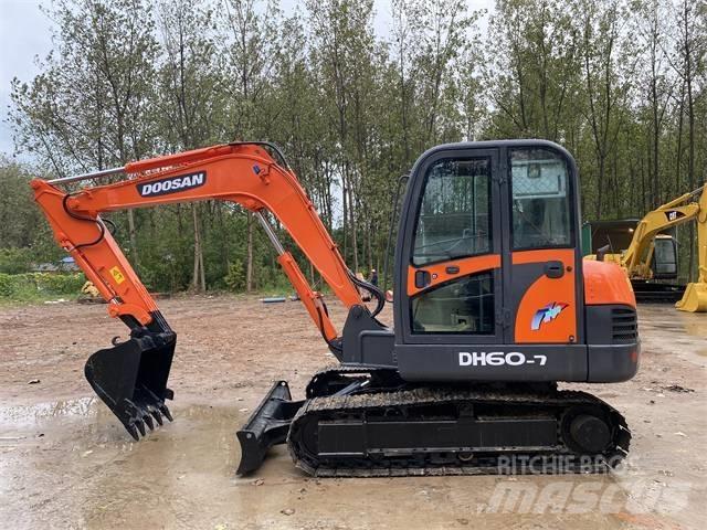 Doosan DH60-7 Minikoparki
