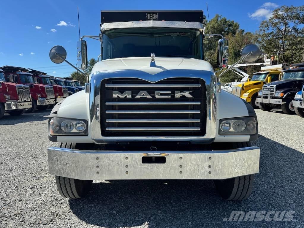 Mack Granite 84FR Wywrotki