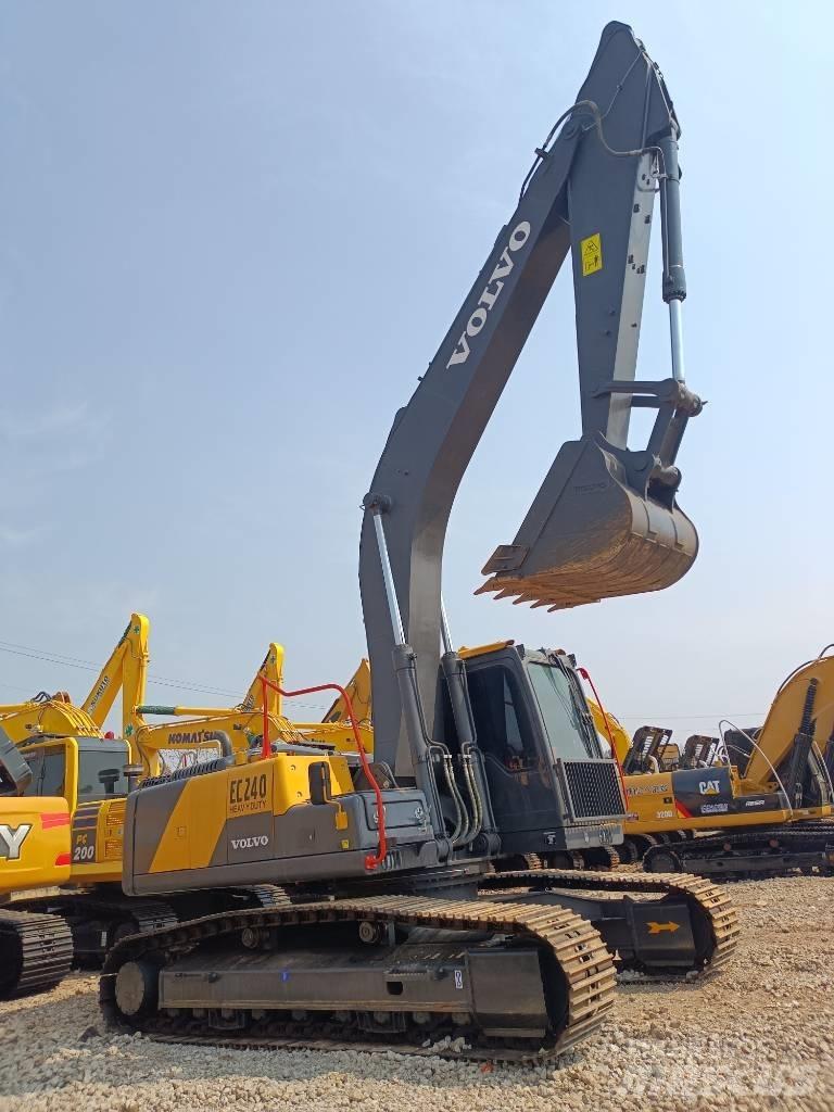 Volvo EC 240 Koparki gąsienicowe