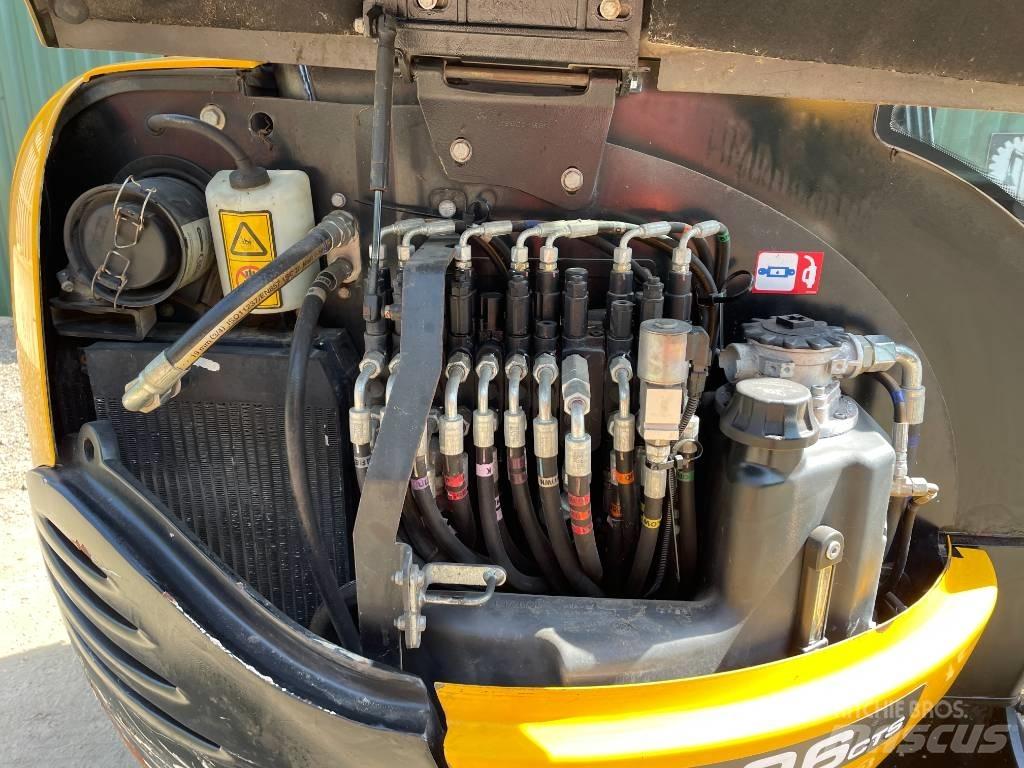 JCB 8026 CTS Minikoparki