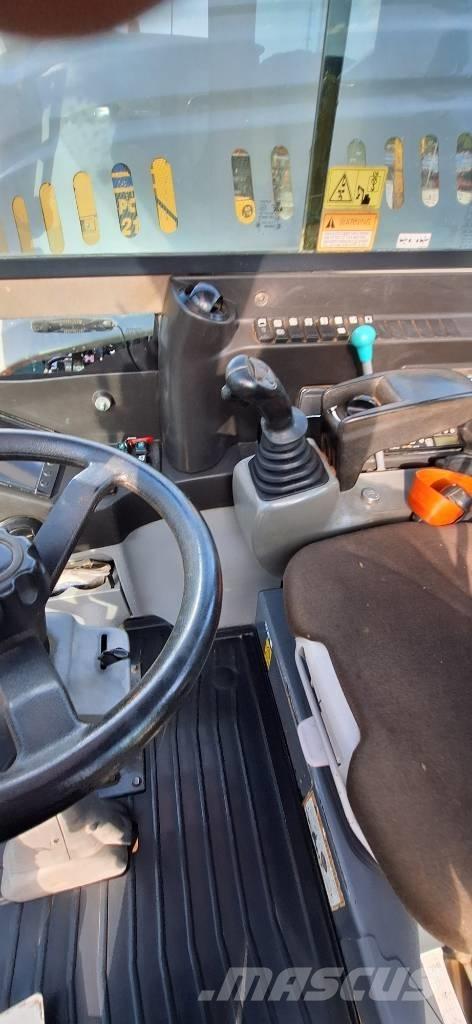 Takeuchi TB 295W Koparki kołowe