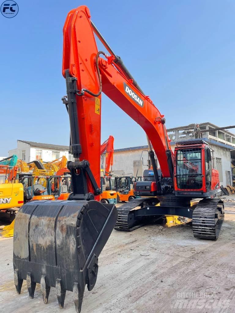 Doosan Dx300 Koparki gąsienicowe