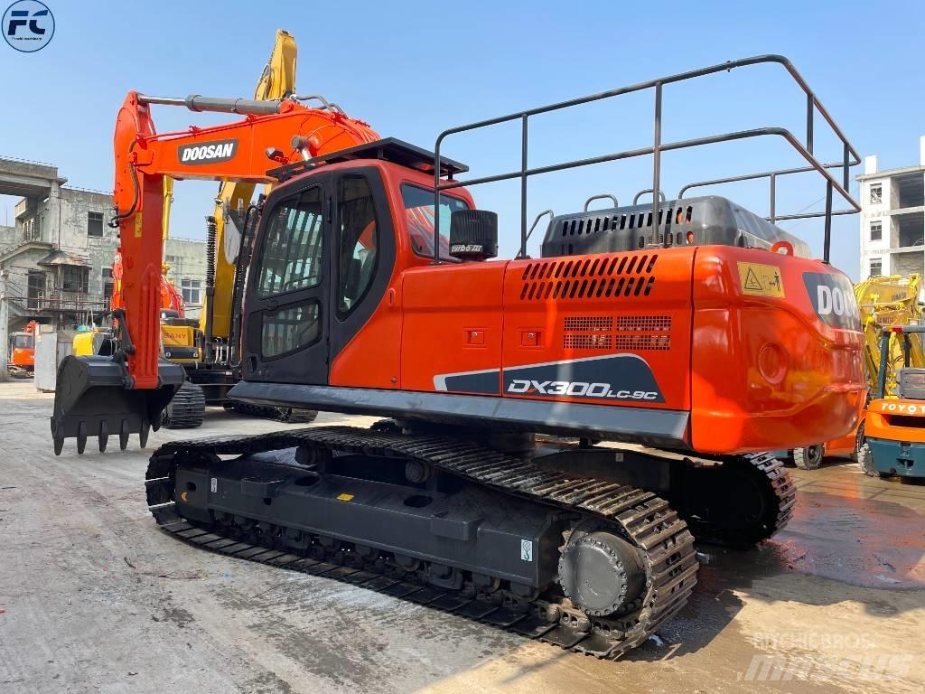 Doosan Dx300 Koparki gąsienicowe