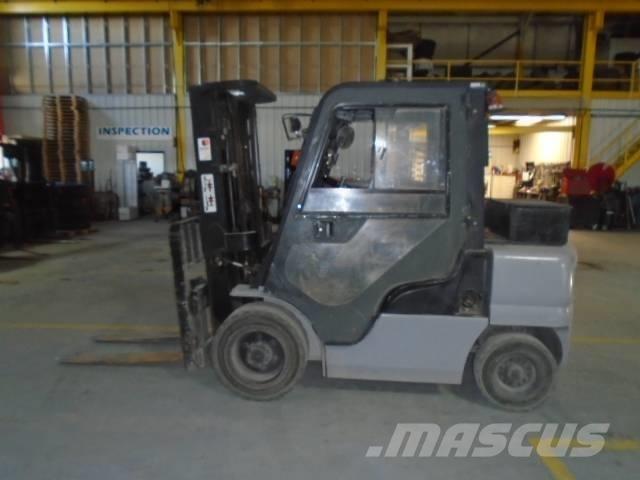 Nissan MYG1F2A30V Podnośniki teleskopowe