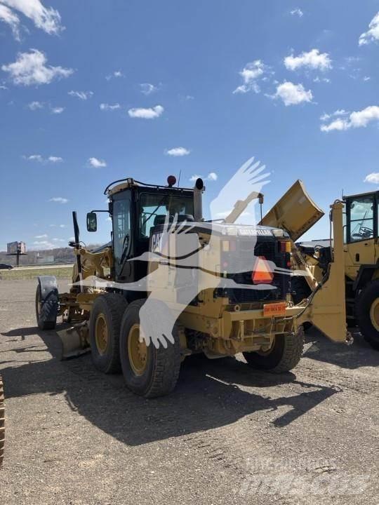 CAT 140M AWD Równiarki