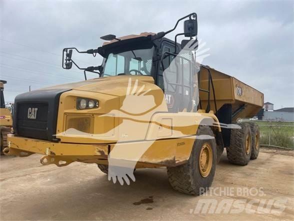 CAT 730 Wozidła przegubowe