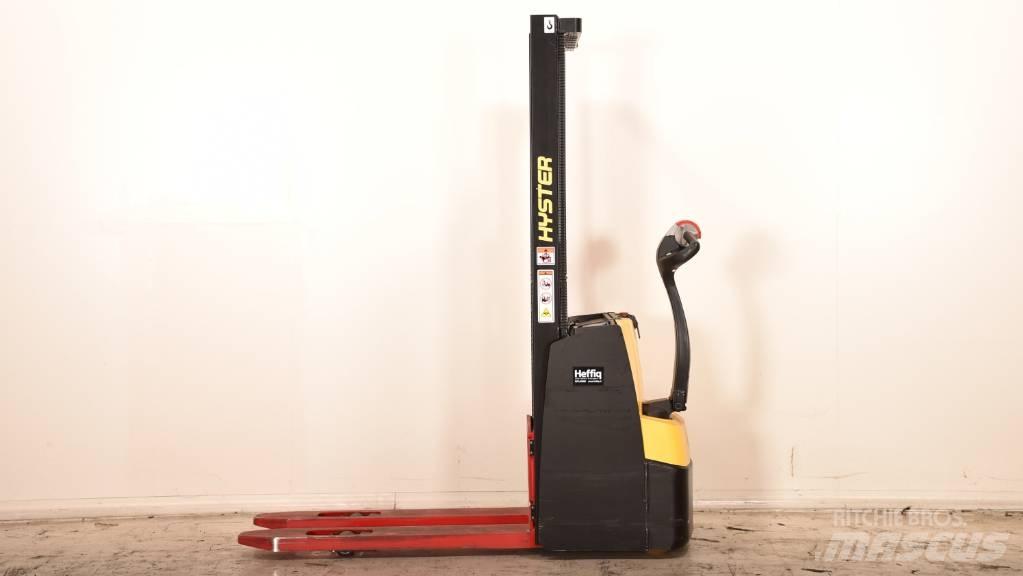 Hyster S 1.0E Wózki widłowe unoszące z dyszlem