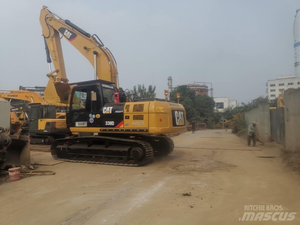 CAT 330 D Koparki gąsienicowe
