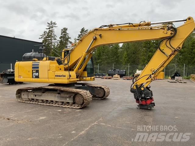 Komatsu PC210 Koparki gąsienicowe