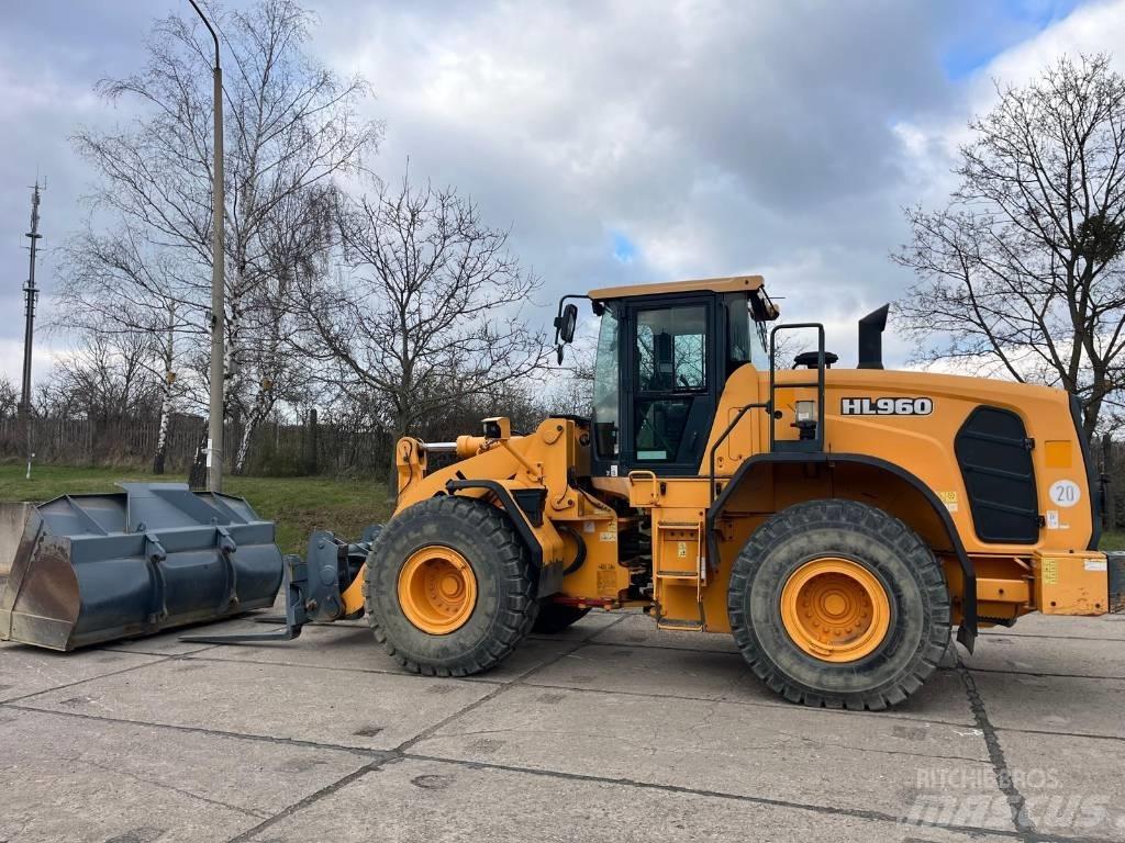 Hyundai HL 960 Ładowarki kołowe