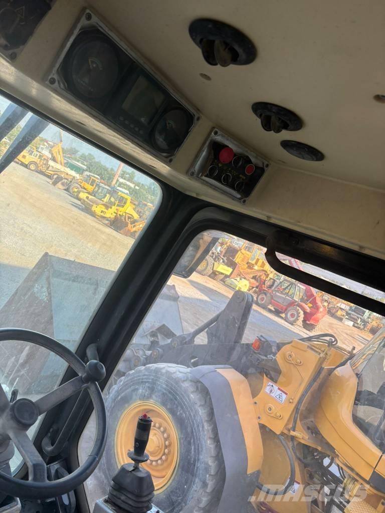  Max Com R712 Walce ogumione