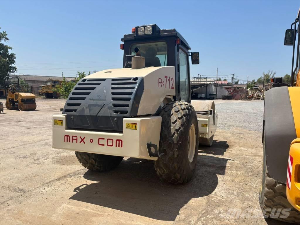  Max Com R712 Walce ogumione
