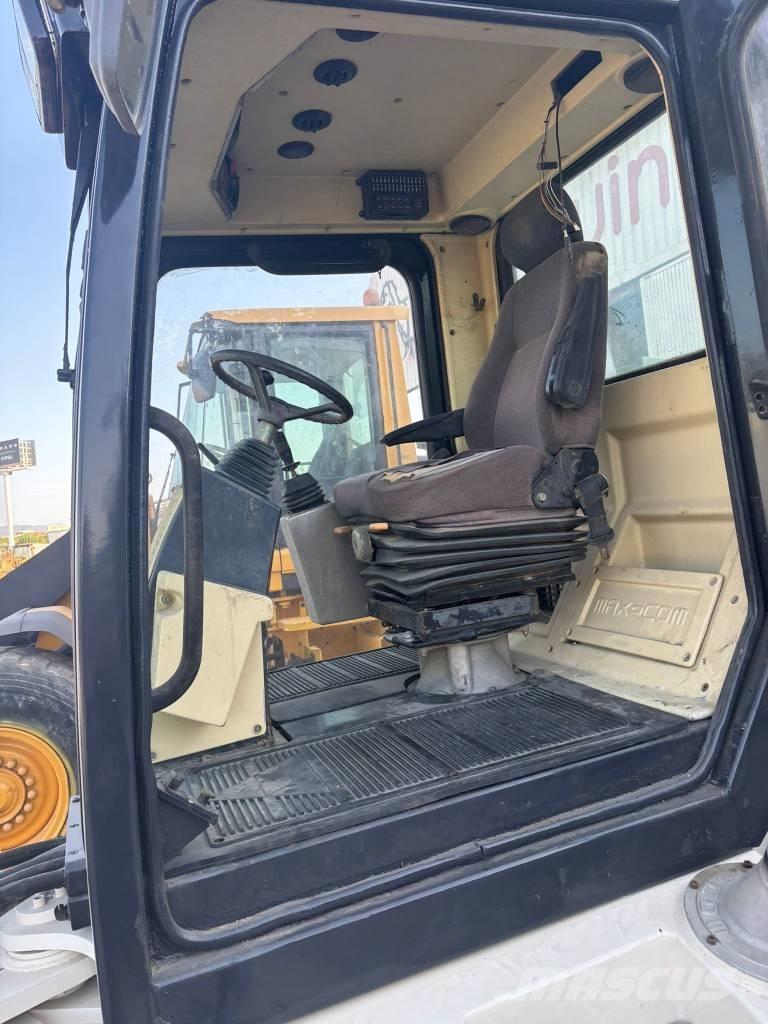  Max Com R712 Walce ogumione