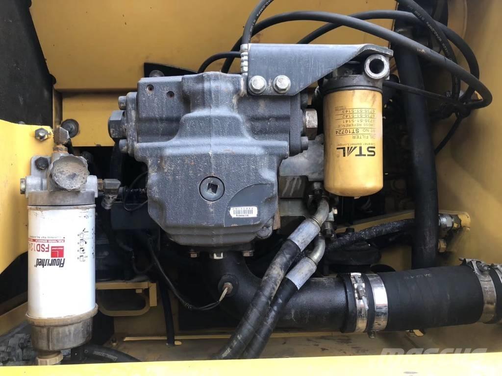 Komatsu pc220-8 Koparki gąsienicowe