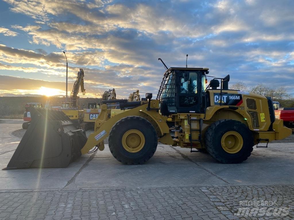 CAT 966 M Ładowarki kołowe