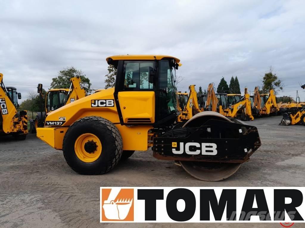 JCB Vibromax VM 137 Walce dwubębnowe