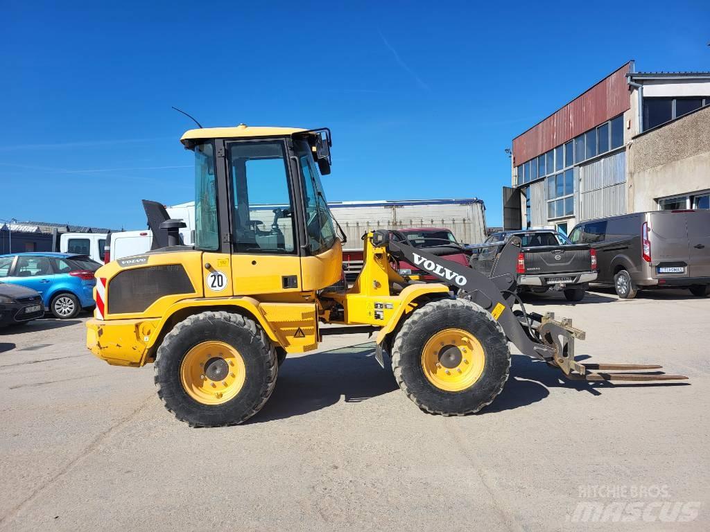 Volvo L 30 G Ładowarki kołowe