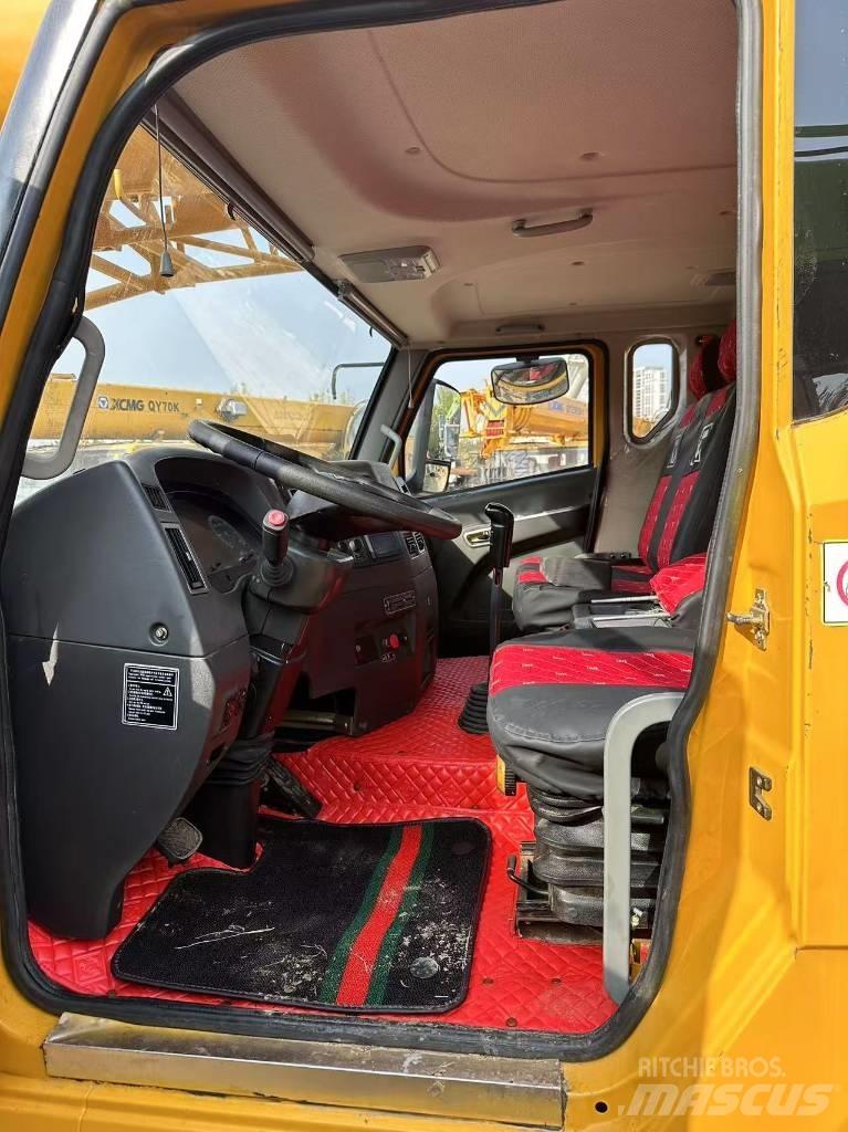 XCMG XCT25 Żurawie szosowo-terenowe