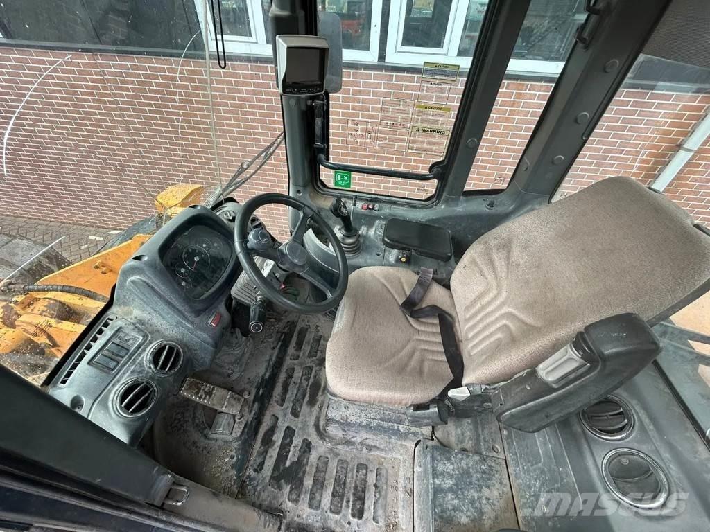 Hyundai HL 740-9A Ładowarki kołowe